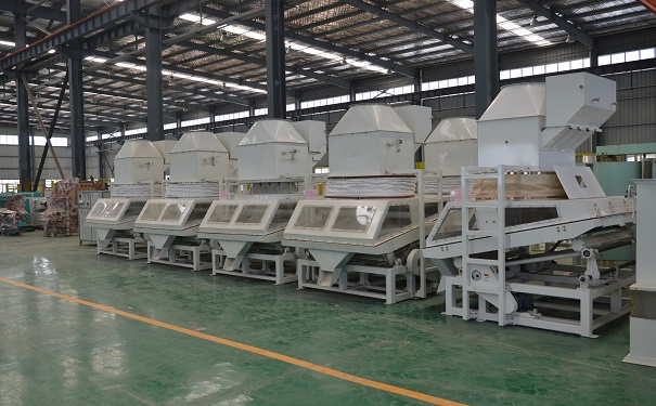 YMTPX系列吸式比重玉米選胚機(jī)實(shí)拍圖片